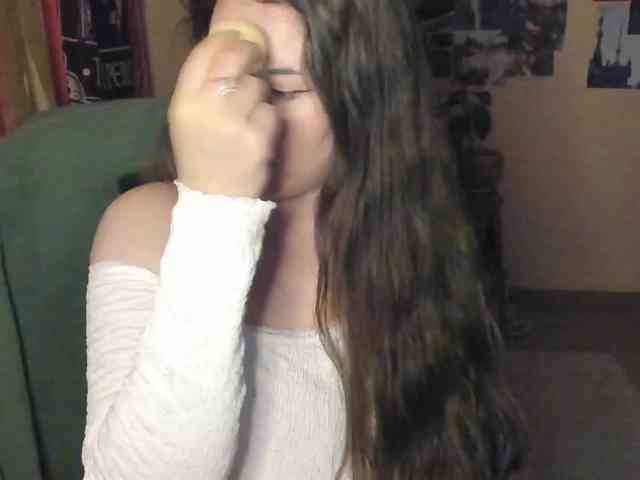 TemptingFable webcam