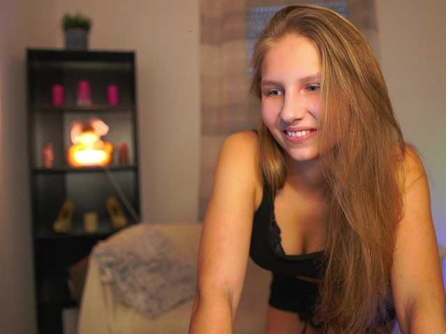 emmiemurray's BongaCams show and profile