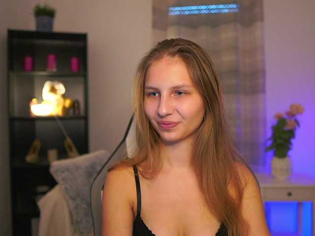 emmiemurray's BongaCams show and profile