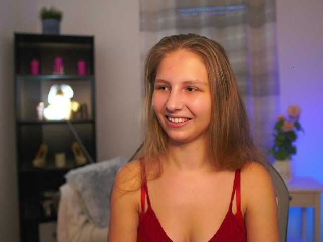 emmiemurray's BongaCams show and profile