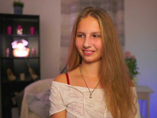 emmiemurray from BongaCams