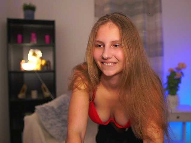 emmiemurray's BongaCams show and profile