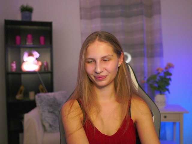 emmiemurray's BongaCams show and profile