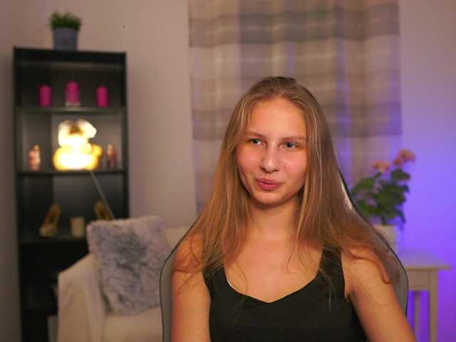 emmiemurray's BongaCams show and profile