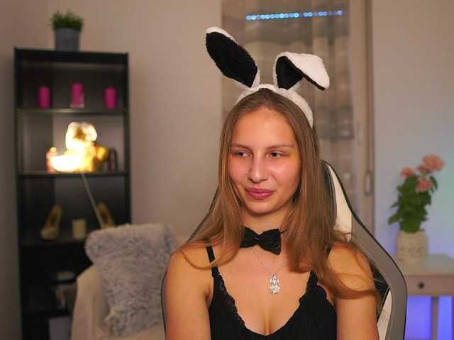 emmiemurray's BongaCams show and profile