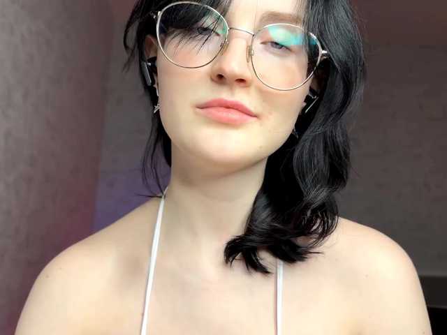 KittyNolick's BongaCams show and profile