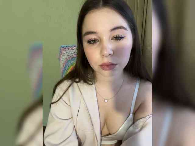 kikikiraa webcam