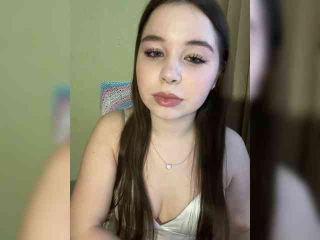 kikikiraa webcam