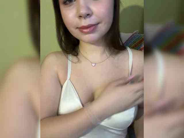 kikikiraa webcam