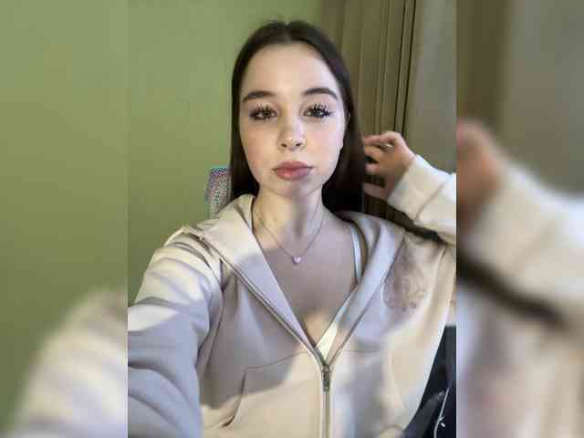 kikikiraa webcam