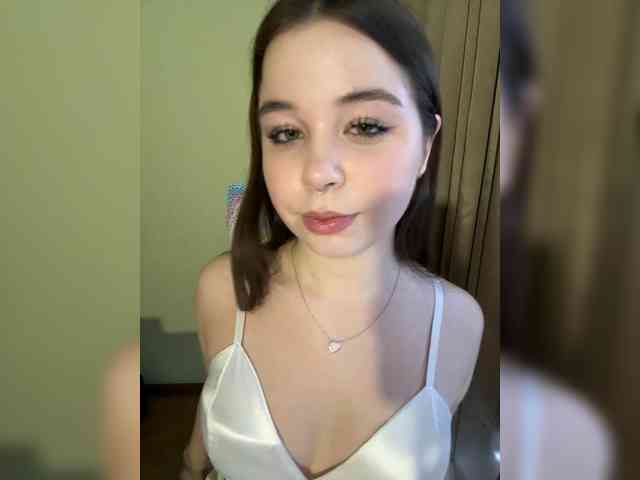 kikikiraa webcam