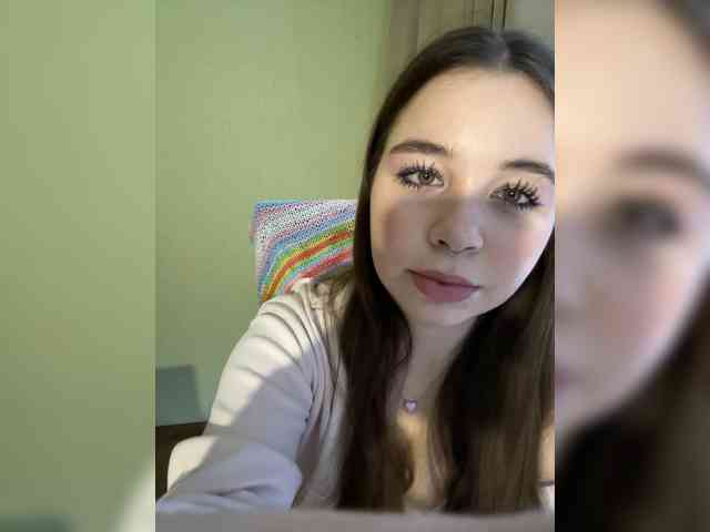 kikikiraa webcam