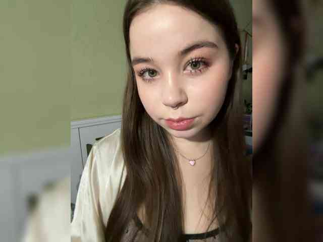 kikikiraa webcam