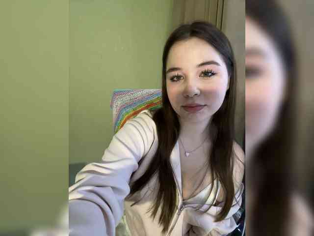 kikikiraa webcam