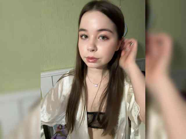 kikikiraa webcam