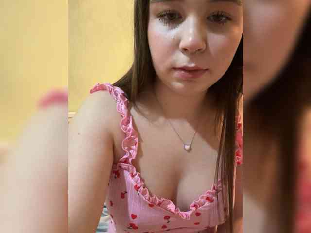 kikikiraa webcam