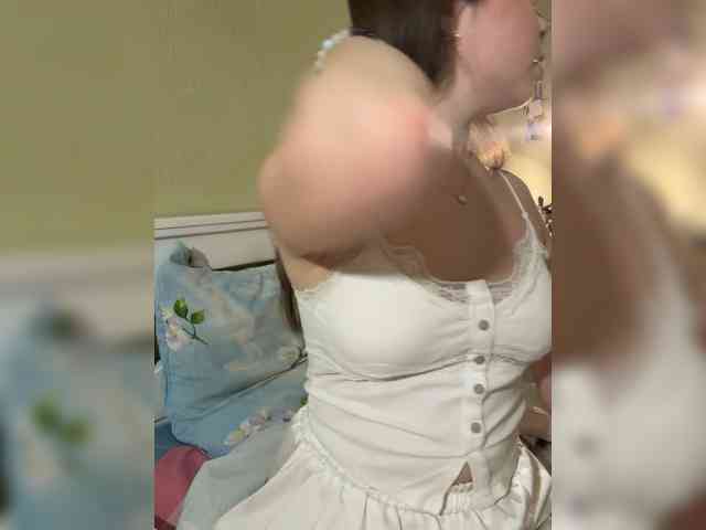 kikikiraa webcam
