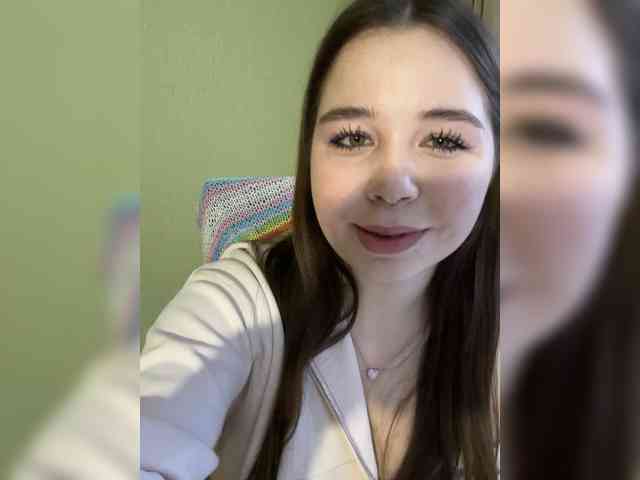 kikikiraa webcam