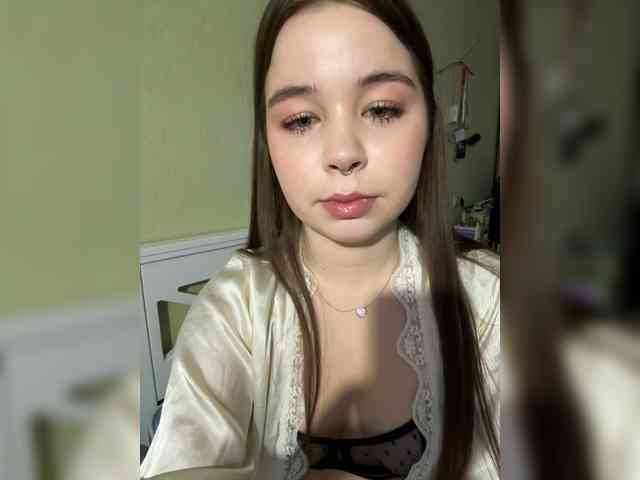 kikikiraa webcam