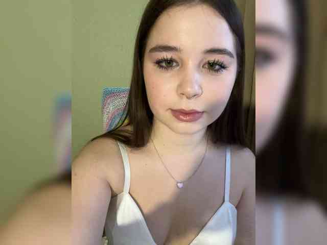 kikikiraa webcam