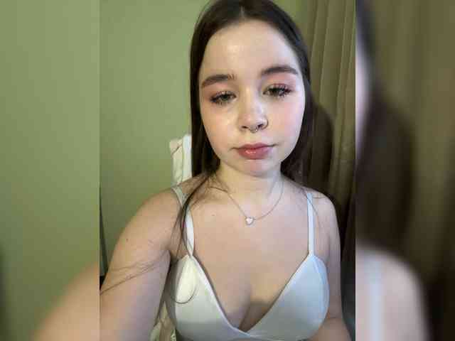 kikikiraa webcam