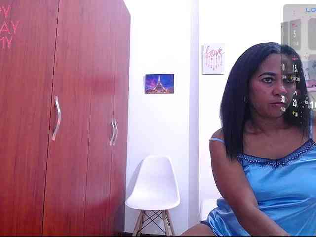 Queen-dayanna webcam