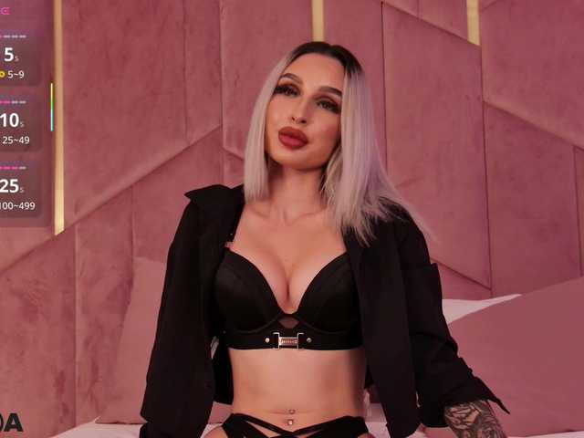 AriannaLure from BongaCams is Freechat