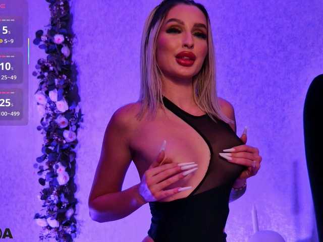 AriannaLure from BongaCams is Freechat