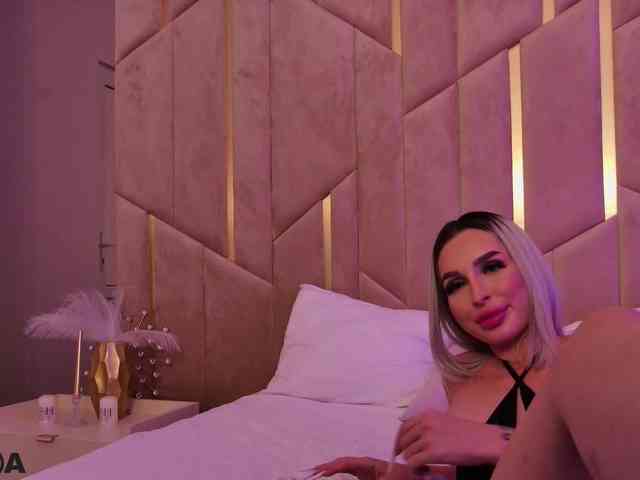 AriannaLure webcam