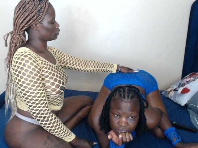 Xpendo's BongaCams show and profile