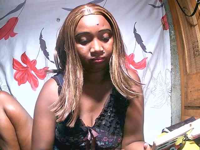 PatryciaBunny webcam