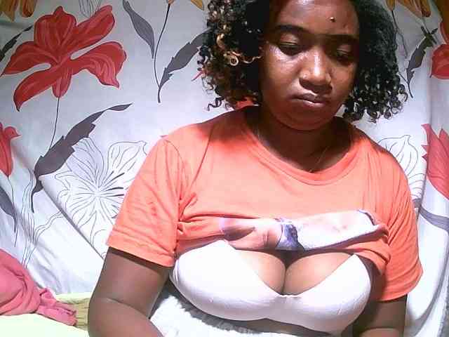 PatryciaBunny webcam