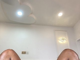 Zola_Nooryi Porn Show