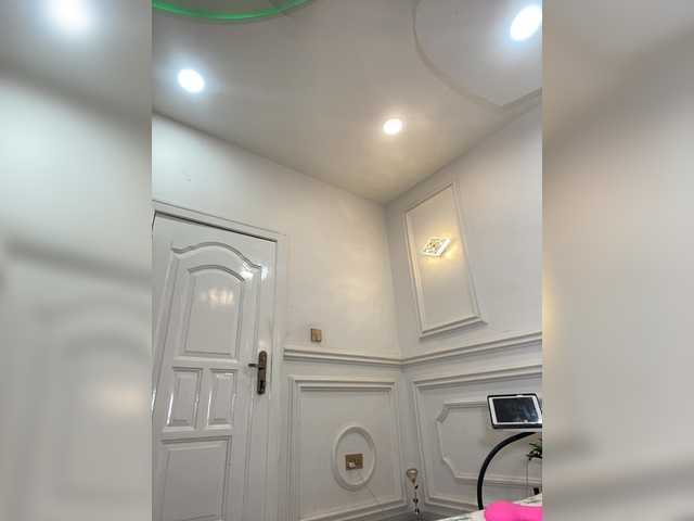 zolanooryi's BongaCams show and profile