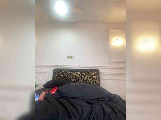 zolanooryi zolanooryi