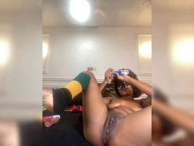 zolanooryi zolanooryi