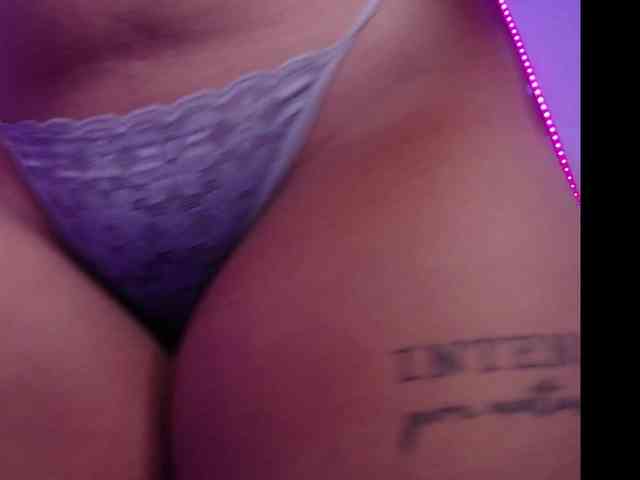 chloe-tgn webcam