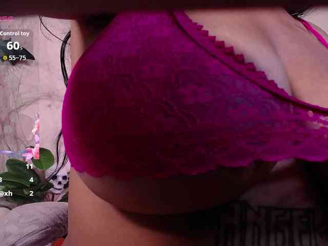 chloe-tgn webcam