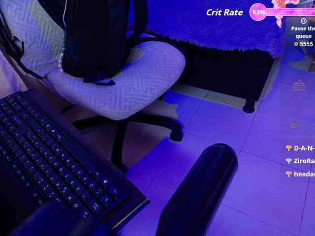 chloe-tgn webcam