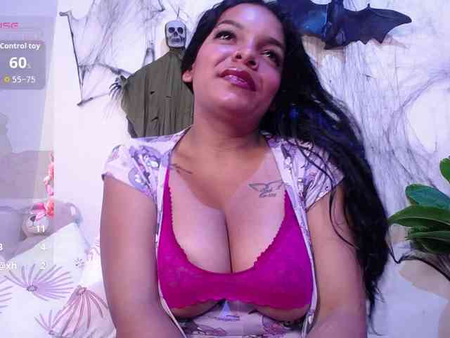 chloe-tgn webcam