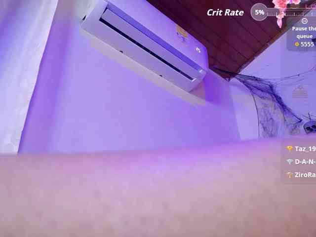 chloe-tgn webcam