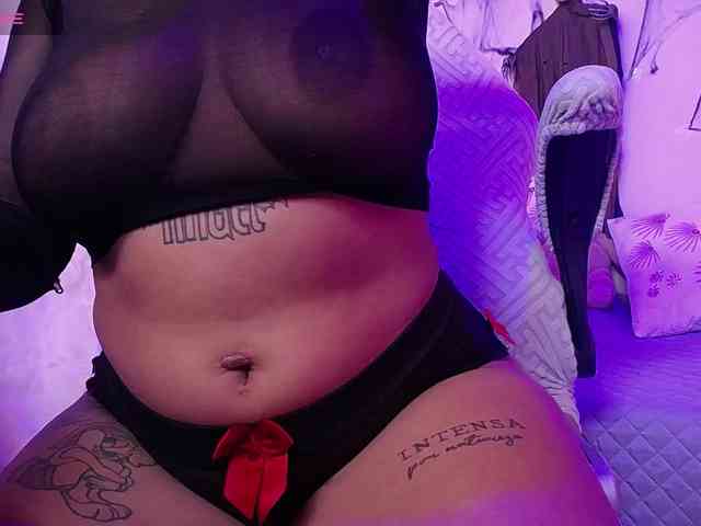 chloe-tgn webcam