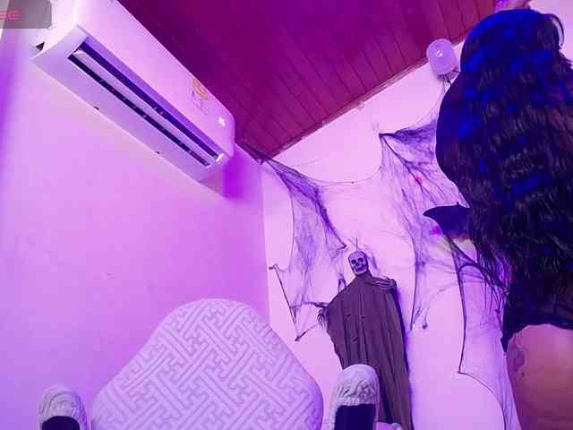 chloe-tgn webcam