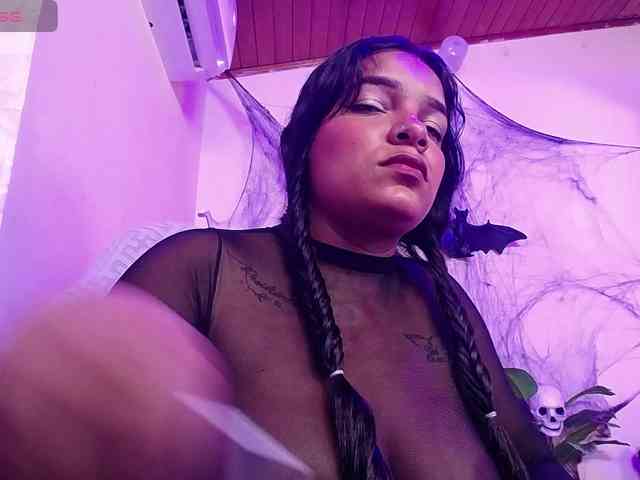 chloe-tgn webcam