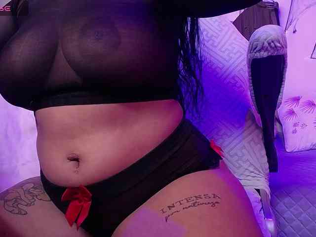 chloe-tgn webcam