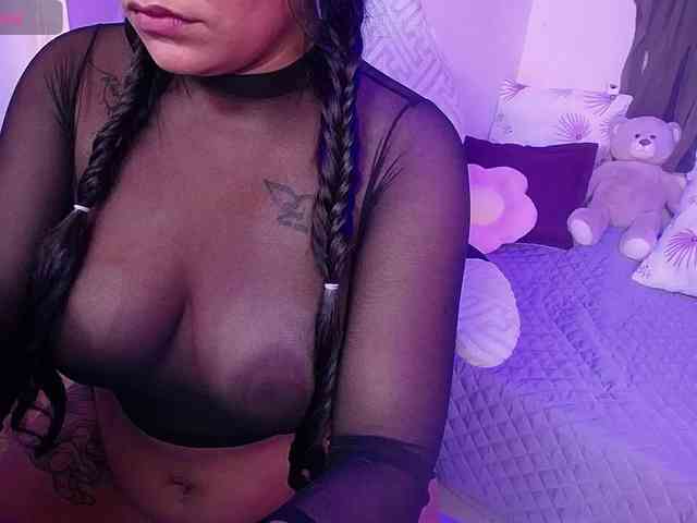 chloe-tgn webcam