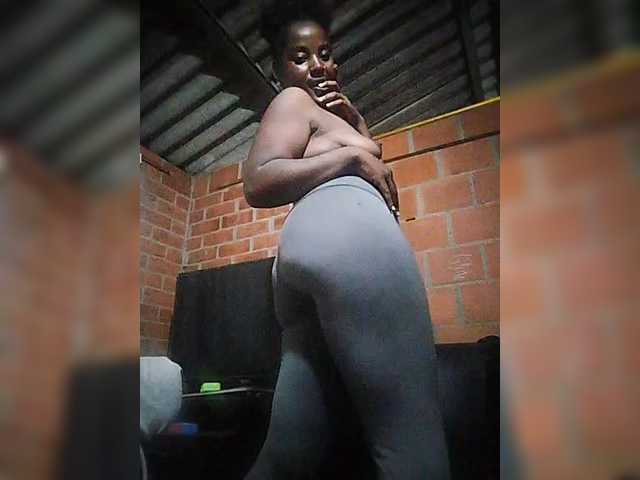 EmiliAddams webcam bongacams model stream image