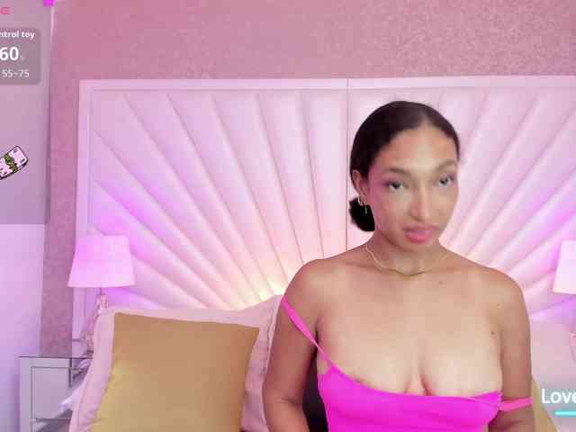 KatyMonrow webcam