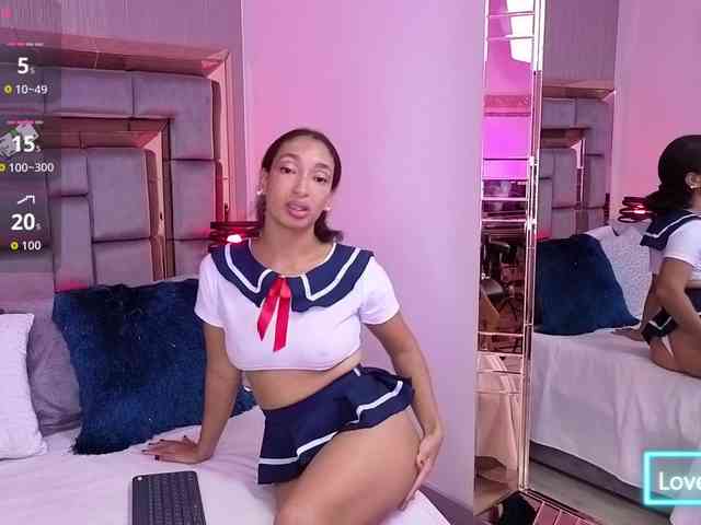 KatyMonrow webcam