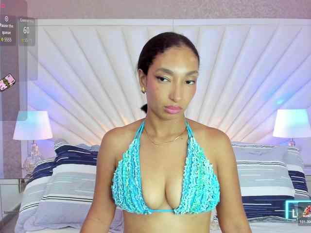 KatyMonrow webcam